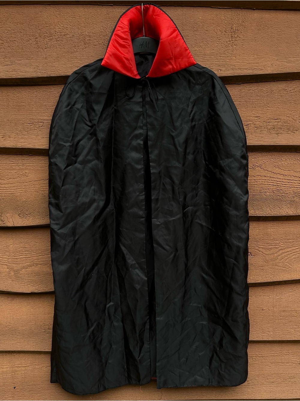 Unisex Adult Black & Red Vampire Cape